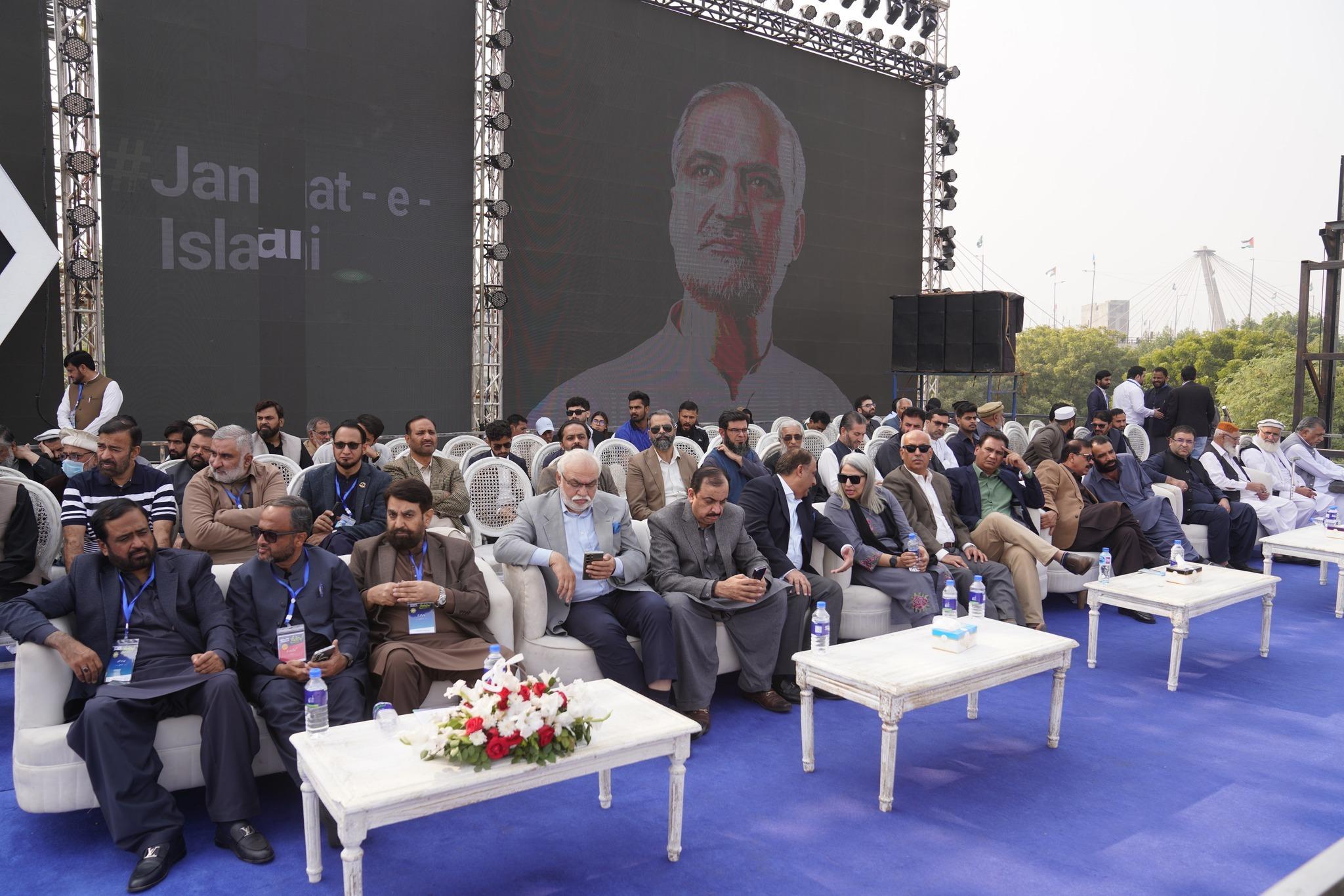 Experts Highlight Key Reforms in “Badal Do Nizam – Part II” Session at All Pakistan Ijtima